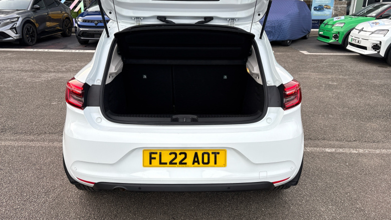 Renault Clio 1.0 TCe 90 Iconic 5dr Petrol Hatchback